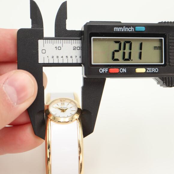 Caravelle New York White Gold Tone 20mm Petite Watch Cuff Working New in Box - Picture 3 of 9